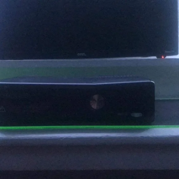 XBox 360 with Kinect and 21 games included